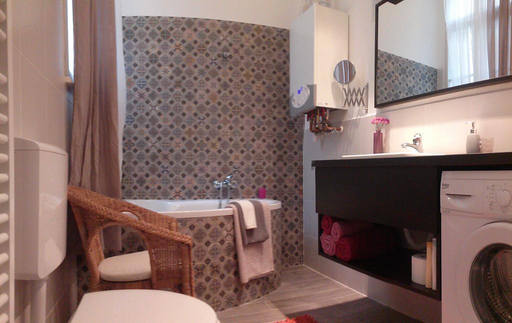 Appartamento Downtown Rising Sun 104 Sq.M Budapest Esterno foto