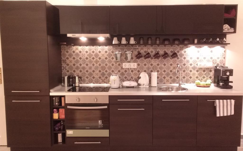 Appartamento Downtown Rising Sun 104 Sq.M Budapest Esterno foto